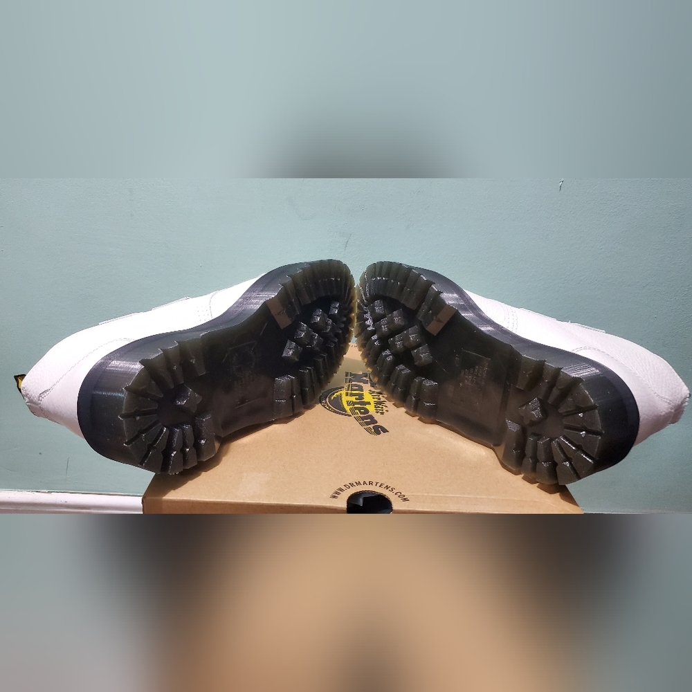 NIB DR. MARTENS Devon Flower Buckle White Leather Platform Boots Various Sizes - Picture 12 of 15